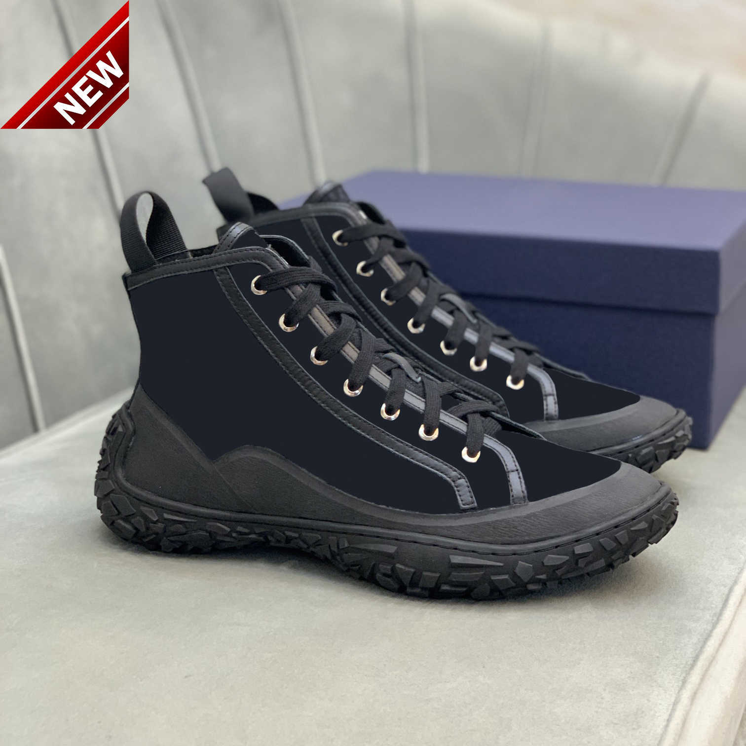 Men Women B28 Casual Shoes Black Oblique Print Embroidery Canvas Shoe Brand Classic High-top Platform Sneakers Fashion Breathable Trainers
Men Women B28 Casual Shoes Black Oblique Print Embroidery Canvas Shoe Brand Classic High-top Platform Sneakers Fashion Breathable Trainers