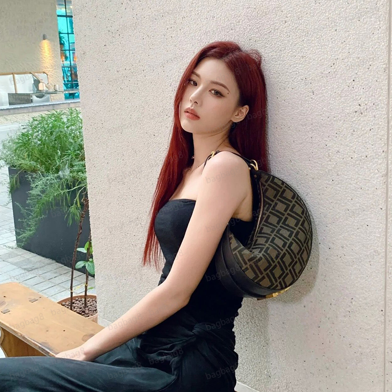 Women Designer new moon Fashion Shoulder bag Luxury large hobo wallet graphy leather underarm Removable retro Nano purses tote handbags Crossbody bag, Black
Women Designer new moon Fashion Shoulder bag Luxury large hobo wallet graphy leather underarm Removable retro Nano purses tote handbags Crossbody bag, Black