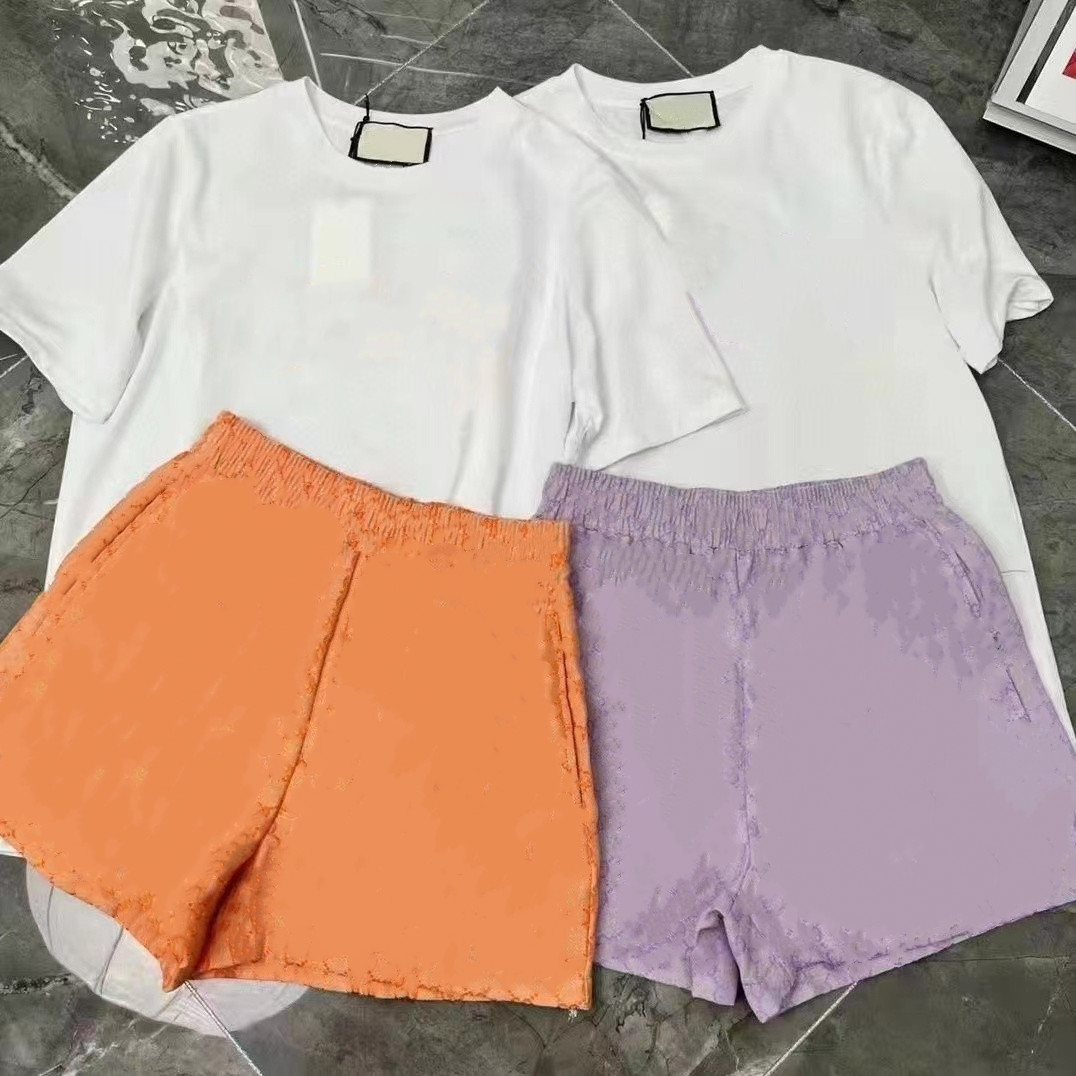 Designer women's two piece Sets T-shirt set front letter embroidery short sleeve T-shirt elastic waist casual purple jacquard shorts 5aGg brand quality summer women
Designer women's two piece Sets T-shirt set front letter embroidery short sleeve T-shirt elastic waist casual purple jacquard shorts 5aGg brand quality summer women