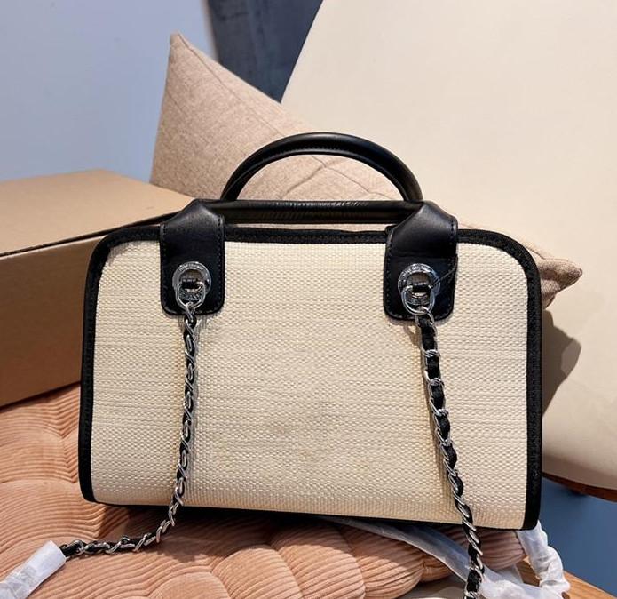 Designer bag popular women's embroidered beach bag pearl element fashion designers brand one shoulder handbag Bags, Make up the difference
Designer bag popular women's embroidered beach bag pearl element fashion designers brand one shoulder handbag Bags, Make up the difference