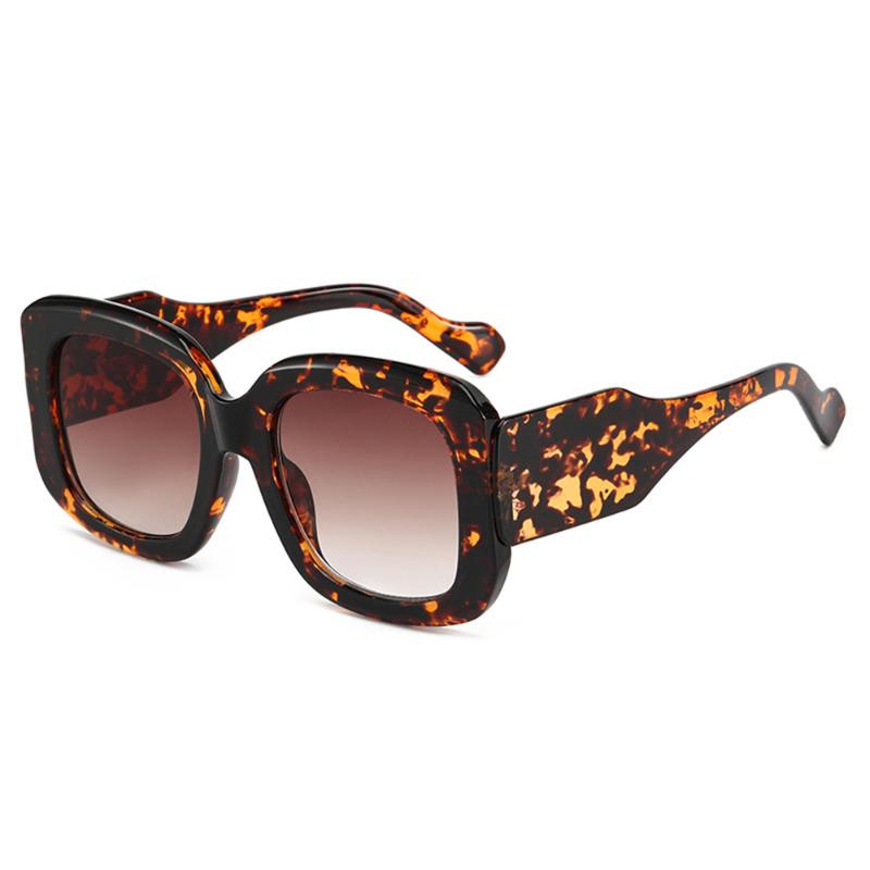Sunglasses Oversized 2022 Women Vintage Sun Glasses Men Gradient Shades Eyeglasses Wide Leg UV400 GogglesSunglassesSunglasses
Sunglasses Oversized 2022 Women Vintage Sun Glasses Men Gradient Shades Eyeglasses Wide Leg UV400 GogglesSunglassesSunglasses