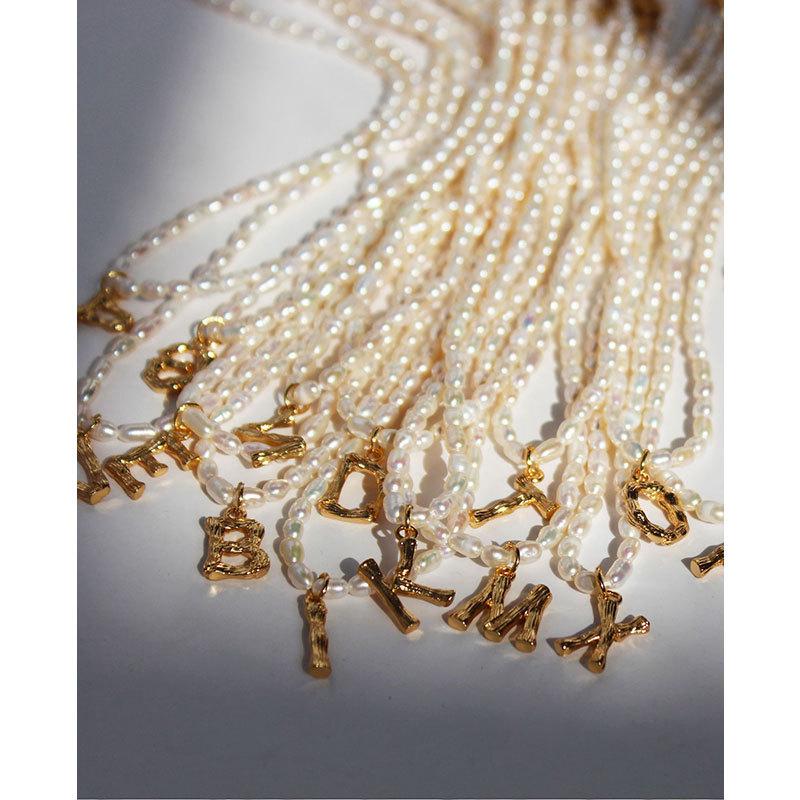 Chokers Freshwater Pearl Chain 26 English Letter Pendant NecklaceChokers