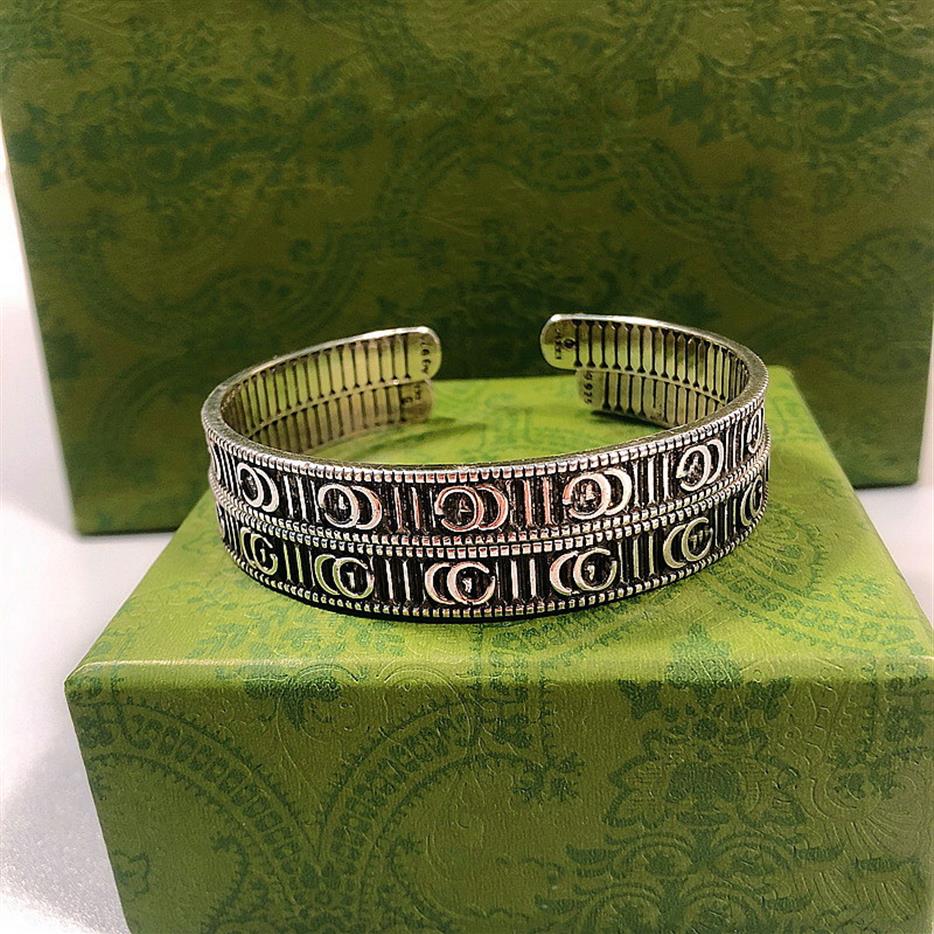 Double G letters Stripe Bangle Retro silver Couple Bracelets Trend Fashion Men's Women's open Bracelet297V
Double G letters Stripe Bangle Retro silver Couple Bracelets Trend Fashion Men's Women's open Bracelet297V