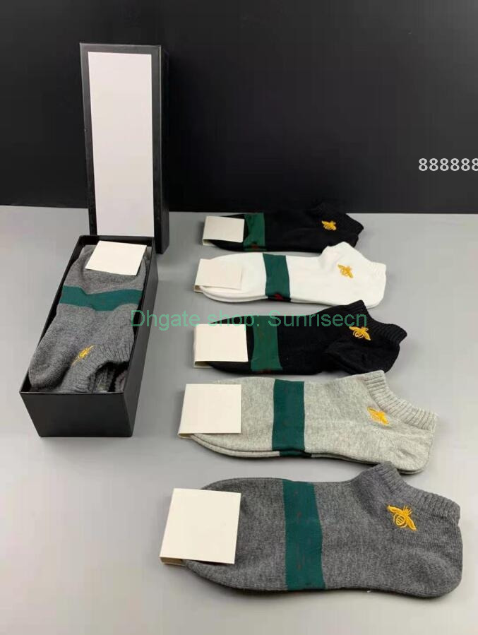 Fashion Mens and Womens Four Seasons Pure Cotton Ankle Short Socks Designer Breathable Outdoor Leisure 5 Colors Business Sock with Box, A box of five pairs
Fashion Mens and Womens Four Seasons Pure Cotton Ankle Short Socks Designer Breathable Outdoor Leisure 5 Colors Business Sock with Box, A box of five pairs