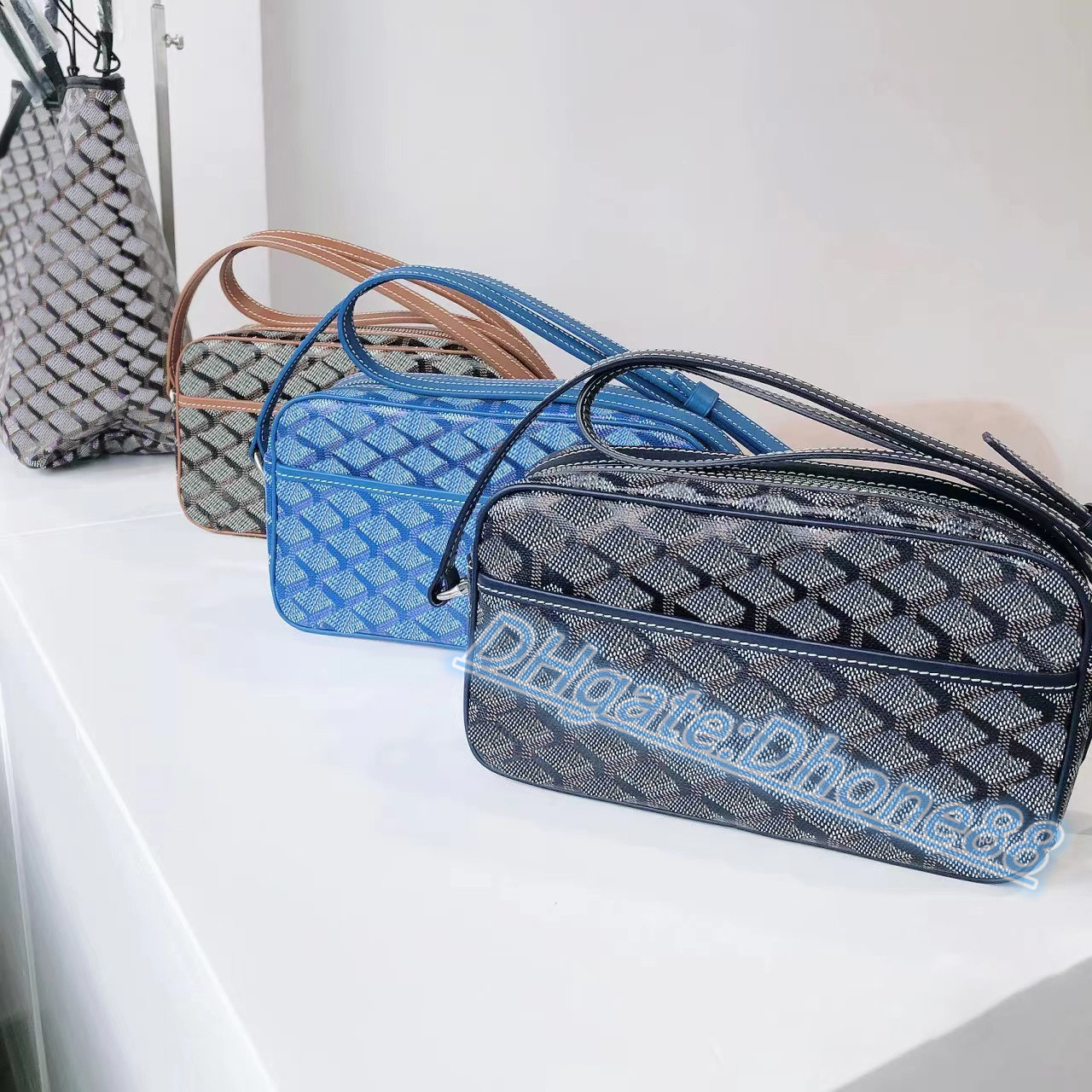 5A quality bags Women handbags gy camera shoulder Holders Coin card holder the tote bag postman wallet Luxury designer handbag Original leather purse cross body, Box
5A quality bags Women handbags gy camera shoulder Holders Coin card holder the tote bag postman wallet Luxury designer handbag Original leather purse cross body, Box