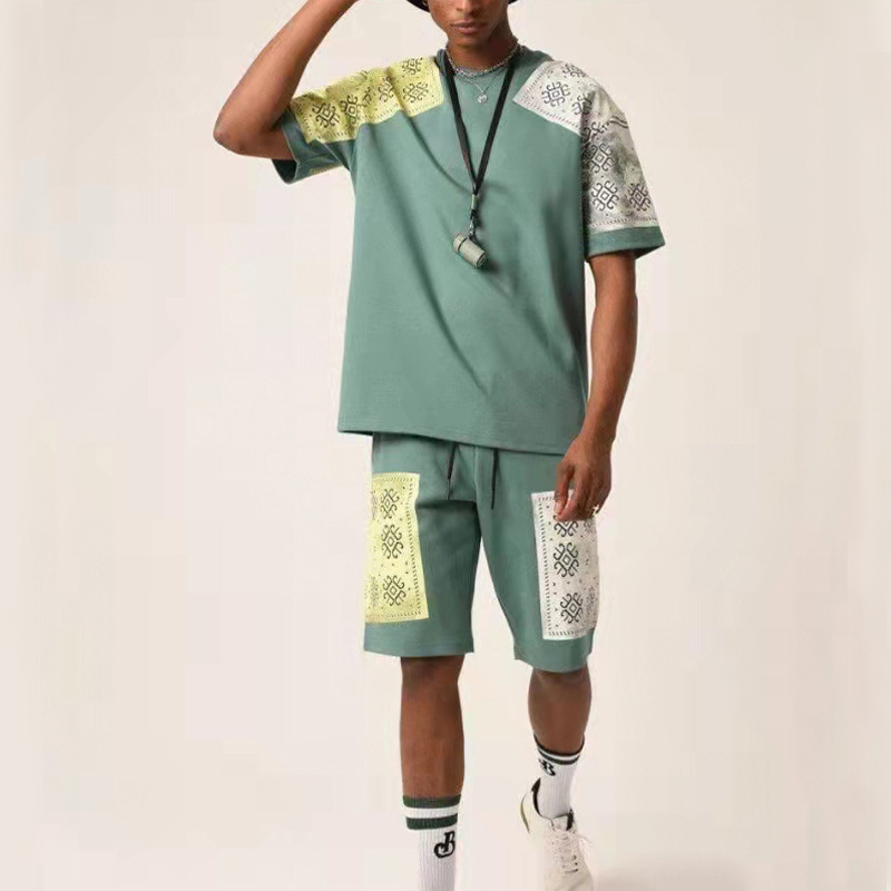 Designer Fashion mens Tracksuits sports suit cashew blossom print color contrast casual shorts and T-shirt sport suits short sleeve in 2022summer shorts men
Designer Fashion mens Tracksuits sports suit cashew blossom print color contrast casual shorts and T-shirt sport suits short sleeve in 2022summer shorts men