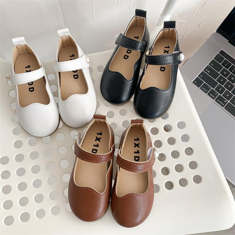 Athletic & Outdoor Girls Pearl Shoe 2022 Spring And Autumn Soft Sole Single Shoes Baby Shallow Mouth Round Head Princess Grandma ShoesAthlet, White
Athletic & Outdoor Girls Pearl Shoe 2022 Spring And Autumn Soft Sole Single Shoes Baby Shallow Mouth Round Head Princess Grandma ShoesAthlet, White
