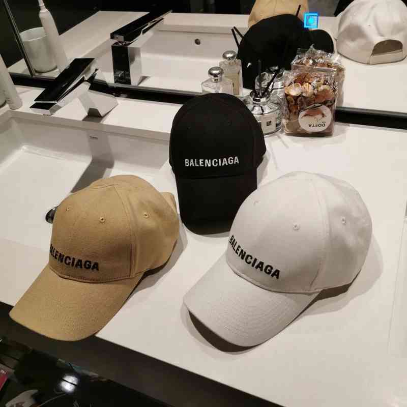 Balencaigass Hats [correct Baseball Cap Classic Versatile Star Men's and Women's Same Duck Tongue Sunscreen Purchasing, Home b coffee correct version
Balencaigass Hats [correct Baseball Cap Classic Versatile Star Men's and Women's Same Duck Tongue Sunscreen Purchasing, Home b coffee correct version