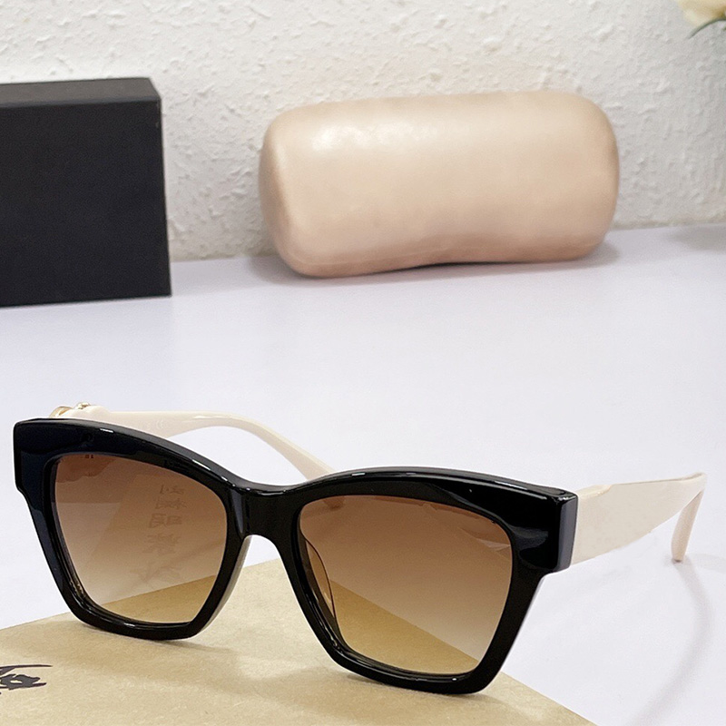 Square Plate Frame Men feminine Sunglasses A71438 Travel Vacation Ladies Sunglasses UV Protection Top Quality Original Box
Square Plate Frame Men feminine Sunglasses A71438 Travel Vacation Ladies Sunglasses UV Protection Top Quality Original Box