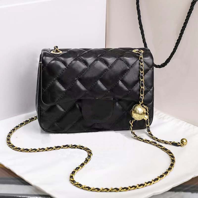 New Designer Bags Luxury Leather Chain Handbag Fashion Business Ladies Cover Diagonal Bag Black Classic Zipper Letter Buckle Shoulder Bag999, #20
New Designer Bags Luxury Leather Chain Handbag Fashion Business Ladies Cover Diagonal Bag Black Classic Zipper Letter Buckle Shoulder Bag999, #20