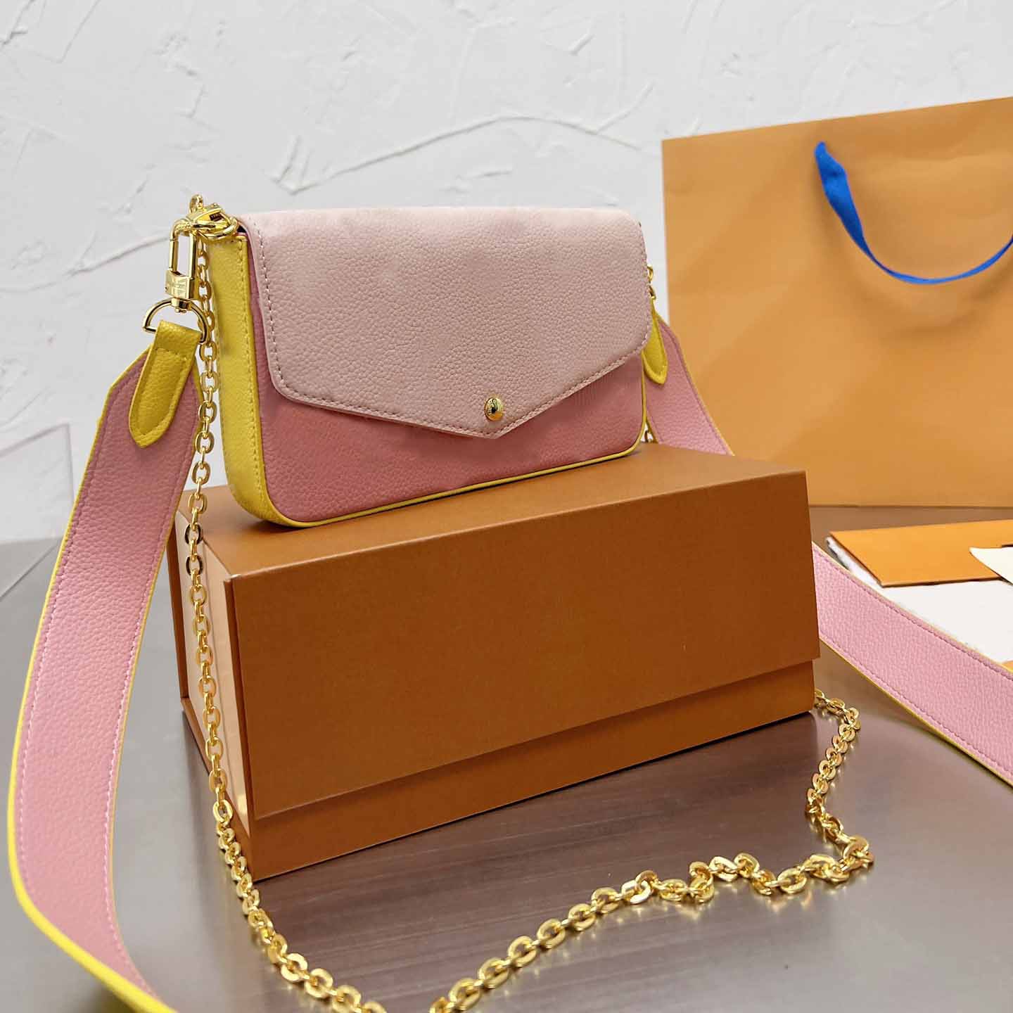 Woman Pink Designer Bag Shoulder Bags Detachable Metal Chain Lady Luxury Handbags Women Fashion Handbag In Three Colors, Box
Woman Pink Designer Bag Shoulder Bags Detachable Metal Chain Lady Luxury Handbags Women Fashion Handbag In Three Colors, Box