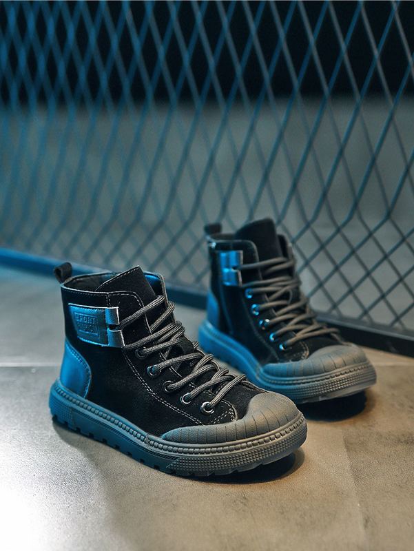 Boys Lace-up Front High Top Skate Shoes SHE