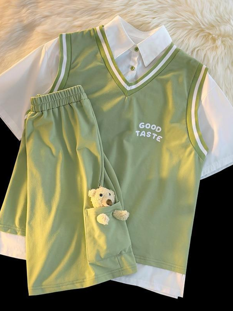 Bear Short Pants + Button Shirts Two-piece Sports Clothes Suit for Women Summer POLO Korean Soft Girl Preppy Short Sports Sets, Balck pant
Bear Short Pants + Button Shirts Two-piece Sports Clothes Suit for Women Summer POLO Korean Soft Girl Preppy Short Sports Sets, Balck pant