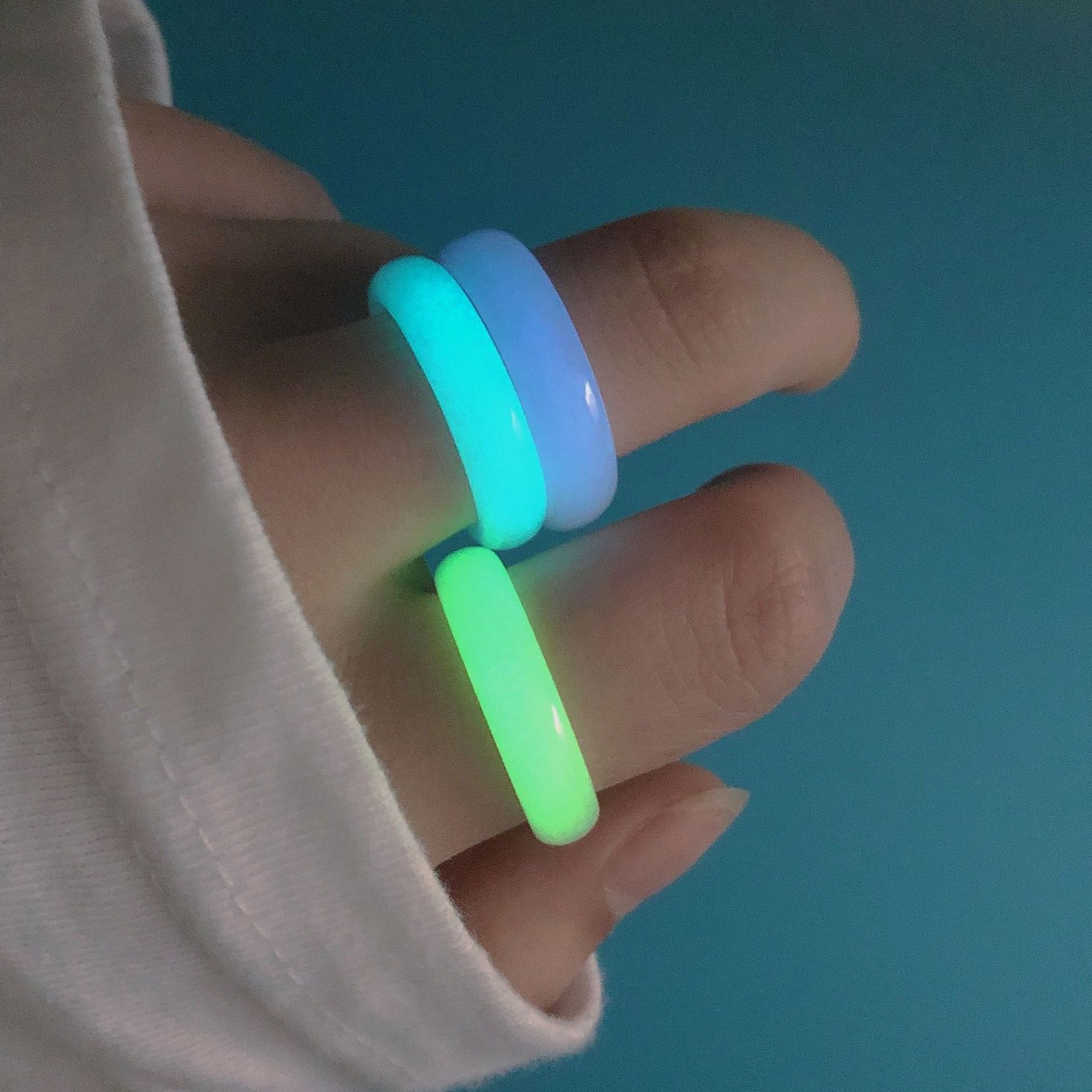 Fashion Glowing Luminous stone Rings Rarely Natural Fluorite Ring Glow in Dark Halloween Party Jewelry Unisex Decoration for Women Men
