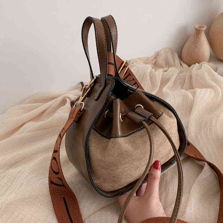 Frosted Bag Women s Fashion Korean Version Versatile Messenger Broadband Bucket Bag 220517