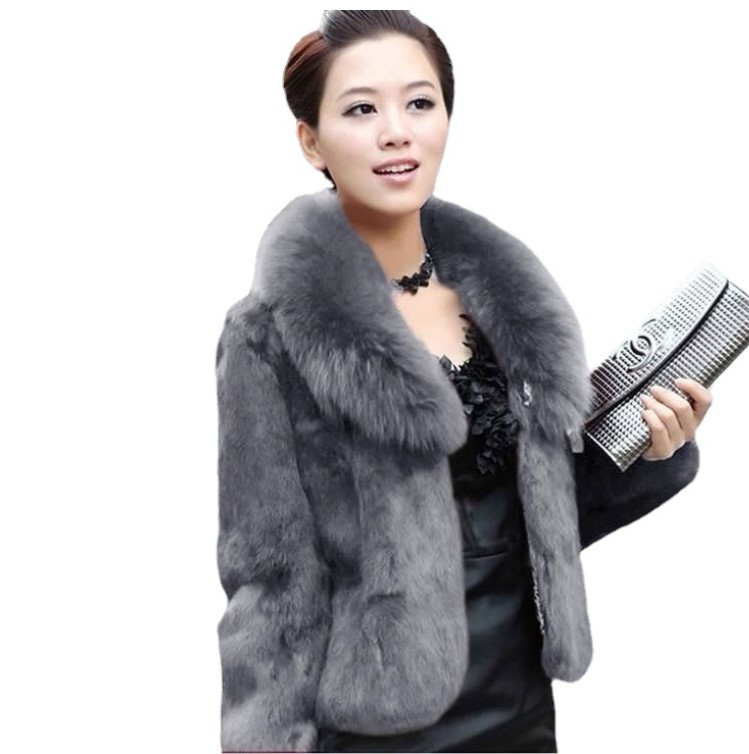 Warm Autumn Winter Women Fur Coat Black Large Fur Collar Long-sleeve Mink Hair Design Short Outerwear Plus Size S-5XL, Gray
Warm Autumn Winter Women Fur Coat Black Large Fur Collar Long-sleeve Mink Hair Design Short Outerwear Plus Size S-5XL, Gray