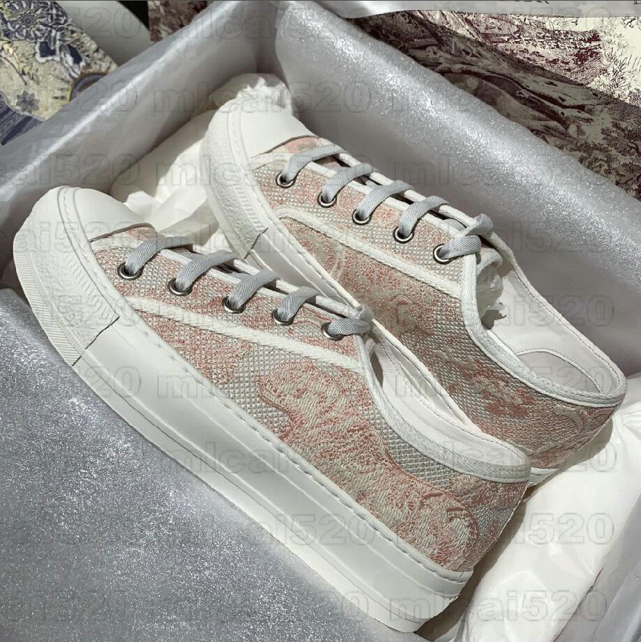 D Letter Print Embroidery Shoes Spring Autumn High Version Classic Casual Student Sports Canvas Sneakers Flat White Shoes, 01
D Letter Print Embroidery Shoes Spring Autumn High Version Classic Casual Student Sports Canvas Sneakers Flat White Shoes, 01