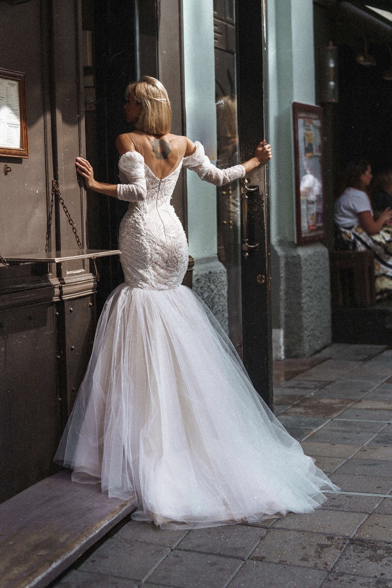 Fishtail Mermaid Beach Wedding Dresses Off Shoulder Long Sleeve Lace Tulle Outdoor Bohemian Bridal Gown vestidos de novia pegados