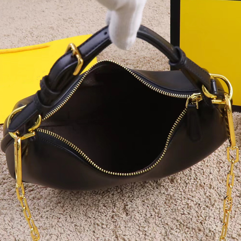 2022 Wholesales Half Moon Armpit Bag Top Quality Leather Handbag Luxury Designer Purse Women Metal Chain Webbing Strap CrossBody Bags Large Size, Black
2022 Wholesales Half Moon Armpit Bag Top Quality Leather Handbag Luxury Designer Purse Women Metal Chain Webbing Strap CrossBody Bags Large Size, Black