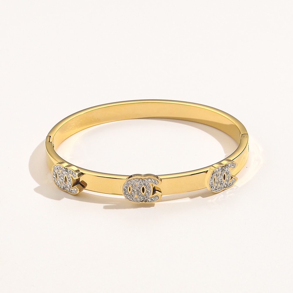 Wholesale Classic Bracelets Women Bangle Luxury Designer Bracelet Crystal 18K Gold Plated Stainless steel Wedding Lovers Gift Jewelry ZG1449
Wholesale Classic Bracelets Women Bangle Luxury Designer Bracelet Crystal 18K Gold Plated Stainless steel Wedding Lovers Gift Jewelry ZG1449