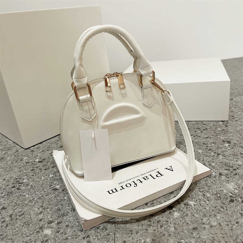 Evening Bags 2022 Women Portable Shoulder Bag Tote Designer Bag Purse Luxurious Leather Mini Handbags High Quality Candy Crossbody Y0614, Black
Evening Bags 2022 Women Portable Shoulder Bag Tote Designer Bag Purse Luxurious Leather Mini Handbags High Quality Candy Crossbody Y0614, Black