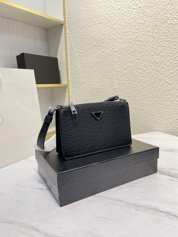 5 colors Women shoulder bags chain crossbody bag fashion quilted heart leather handbags female famous designer purse bag 20CM, Vip shiping
5 colors Women shoulder bags chain crossbody bag fashion quilted heart leather handbags female famous designer purse bag 20CM, Vip shiping