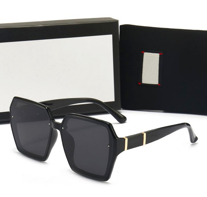 Summer 2023 quality famous sunglasses Luxury Sunglasses For Men Women Sun Glasses UV400 pink Eyewear Metal Frame Polaroid Lens With box
Summer 2023 quality famous sunglasses Luxury Sunglasses For Men Women Sun Glasses UV400 pink Eyewear Metal Frame Polaroid Lens With box