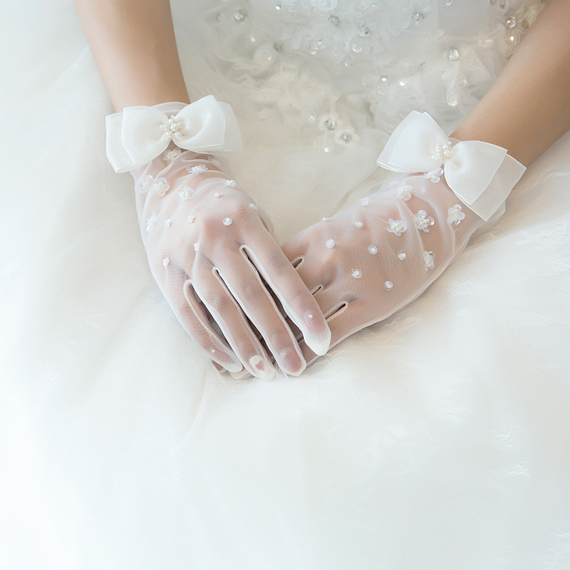 Wedding Gloves Lace Bridal Glove Simple and versatile sewing bead short mesh gloves