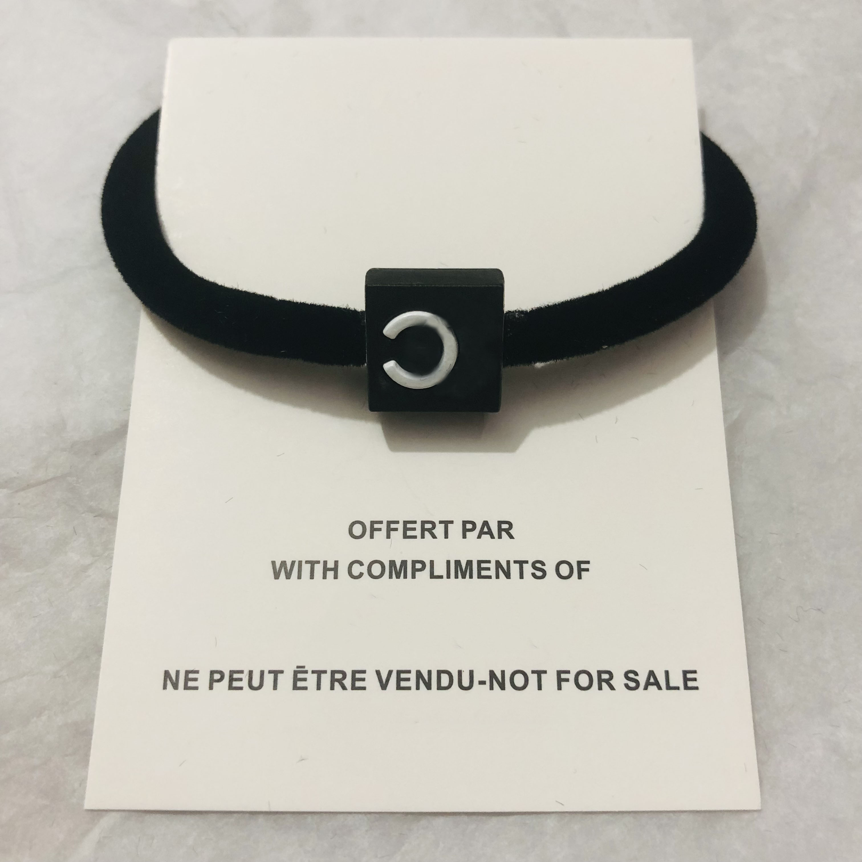 fashion ealstic head band engraved C elasitc bands hairtie classic accessories With paper card
fashion ealstic head band engraved C elasitc bands hairtie classic accessories With paper card