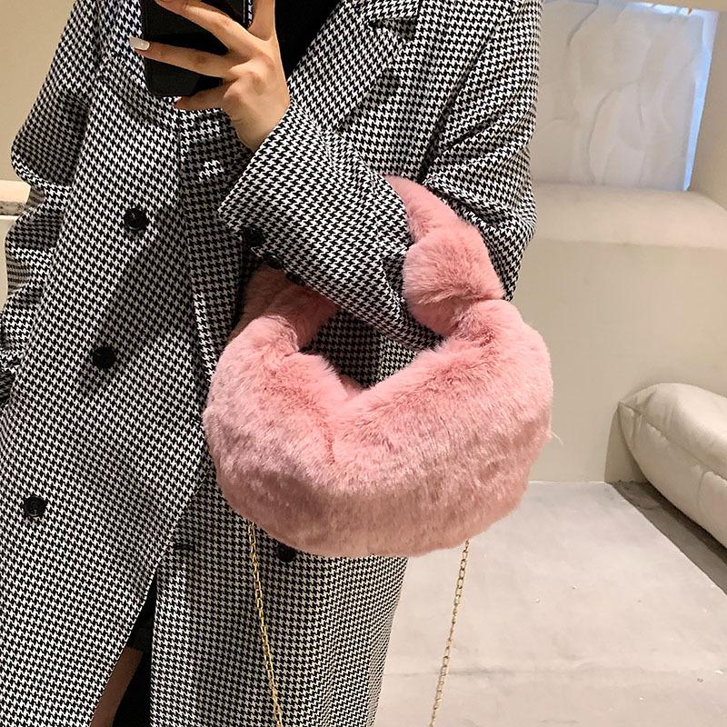 Evening Bags Autumn Winter Plush Shoulder Bag Large Capacity Soft Women Handbag Pure Color Casual Chain Messenger BagsEvening, Black
Evening Bags Autumn Winter Plush Shoulder Bag Large Capacity Soft Women Handbag Pure Color Casual Chain Messenger BagsEvening, Black