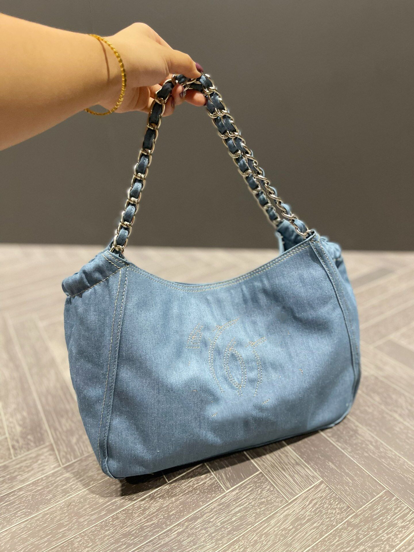 Croissant bags shopping bag 5A high-end quality designer luxury fashion women's one-shoulder cross-body bag under the armpit banquet coin purse, Customize
Croissant bags shopping bag 5A high-end quality designer luxury fashion women's one-shoulder cross-body bag under the armpit banquet coin purse, Customize