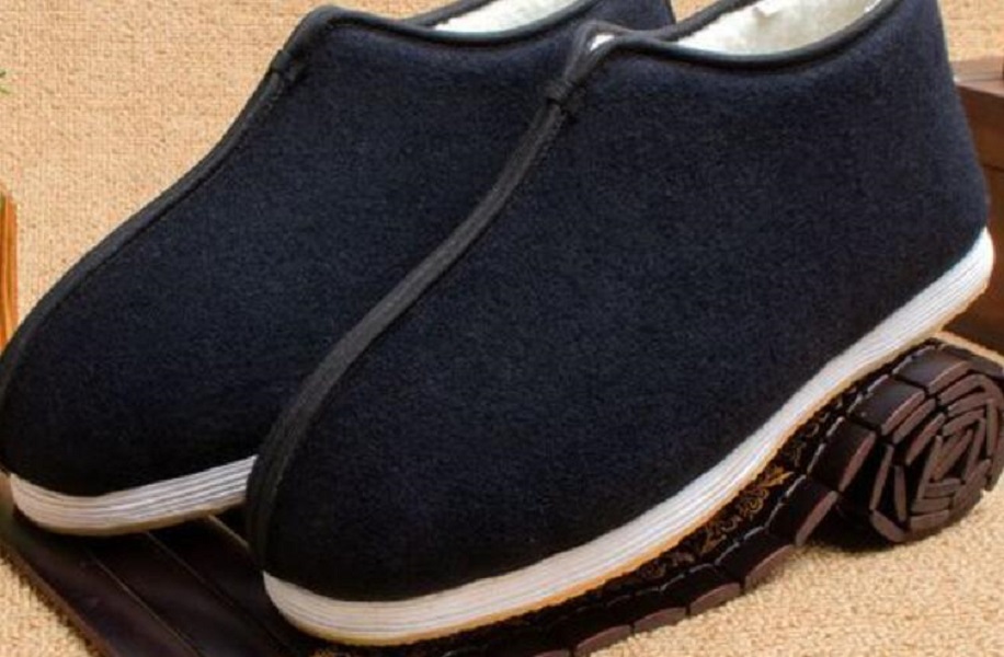 Old cloth shoes. cloth shoe insole qiao4s Bred