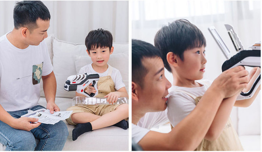 Wholesale Toys New Mobile Phone Bluetooth Connection 4D Somatosensory Live Shooting ar Game Children's Gun Gifts
Wholesale Toys New Mobile Phone Bluetooth Connection 4D Somatosensory Live Shooting ar Game Children's Gun Gifts