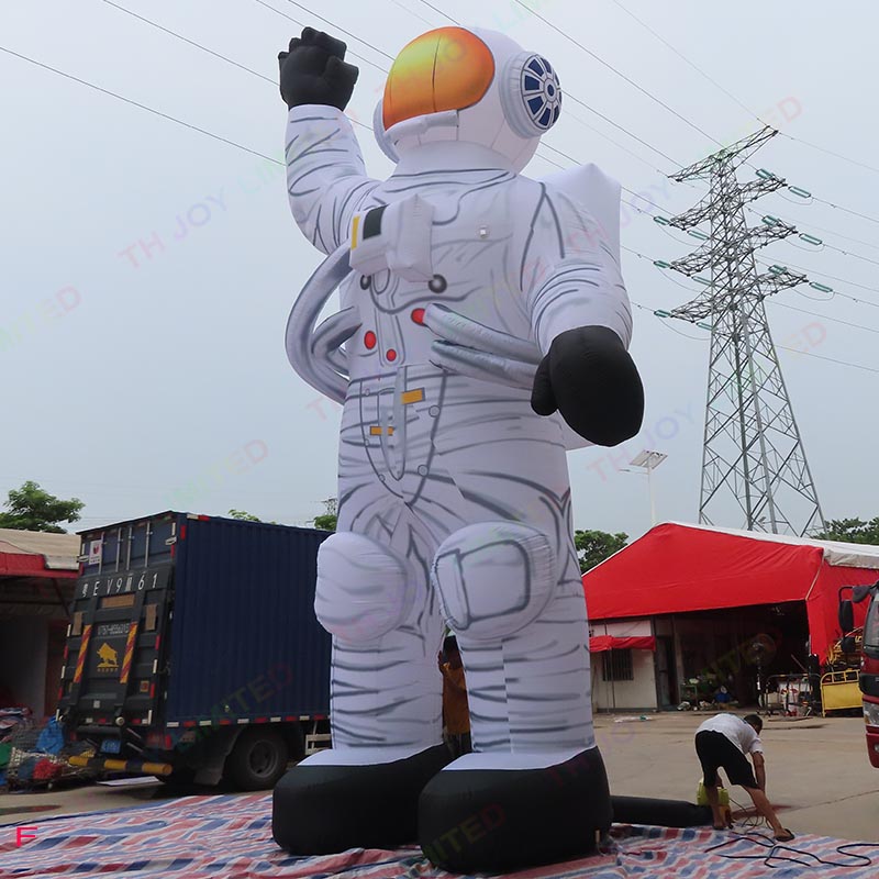 6m 20ft tall outdoor games LED lighting giant inflatable astronaut balloon