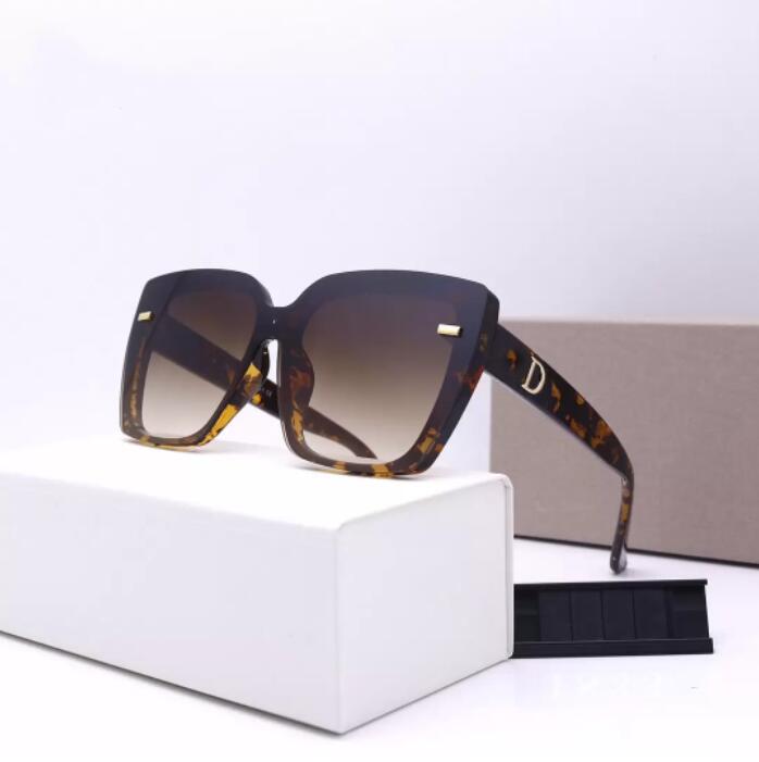 2022 Designers Sunglasses Luxury Sunglasses Stylish Fashion High Quality Polarized for Mens Womens Glass UV400 With box
2022 Designers Sunglasses Luxury Sunglasses Stylish Fashion High Quality Polarized for Mens Womens Glass UV400 With box