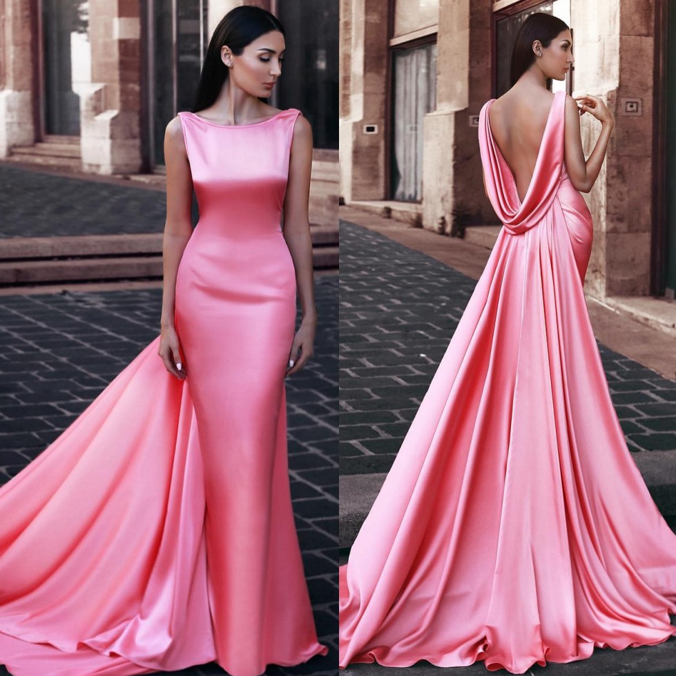 Mermaid Backless Stunning Prom Dresses Bateau Neckline Evening Gowns Open Back Sweep Train Satin Formal Dress