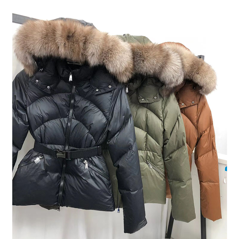 2022 Women's Fashion Hooded Casual Down Puffer Jacket Warm fox fur collar slim fit Short Parkas Female Coat Winter Outerwear, Black
2022 Women's Fashion Hooded Casual Down Puffer Jacket Warm fox fur collar slim fit Short Parkas Female Coat Winter Outerwear, Black
