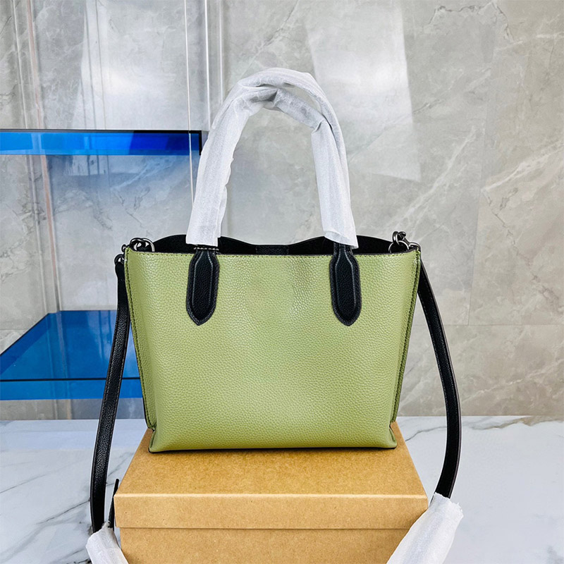 High Quality leather bags Womens Luxurys Designer Tabby Bag Theo pure color Totes Fashion Shoulder Handbags Crossbody Lady purse, Pink
High Quality leather bags Womens Luxurys Designer Tabby Bag Theo pure color Totes Fashion Shoulder Handbags Crossbody Lady purse, Pink