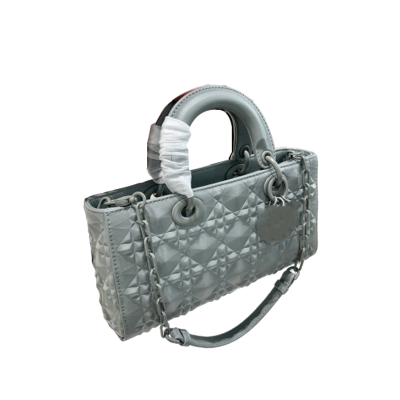 Dark Green Dies bag Half Moon Underarm Diamond Version Rattan Princess Bag Women's Messenger Shoulder Bags Designer Early Spring Patchwork, White
Dark Green Dies bag Half Moon Underarm Diamond Version Rattan Princess Bag Women's Messenger Shoulder Bags Designer Early Spring Patchwork, White