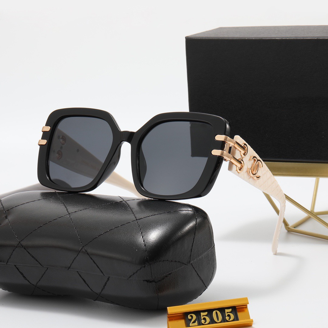 Sunglasses Brand Luxury Designer Sunglasses For Women Eyewear Polarized Fashion Sunglass Ladies Sun Glasses UV400 High Quality With box 2505
Sunglasses Brand Luxury Designer Sunglasses For Women Eyewear Polarized Fashion Sunglass Ladies Sun Glasses UV400 High Quality With box 2505