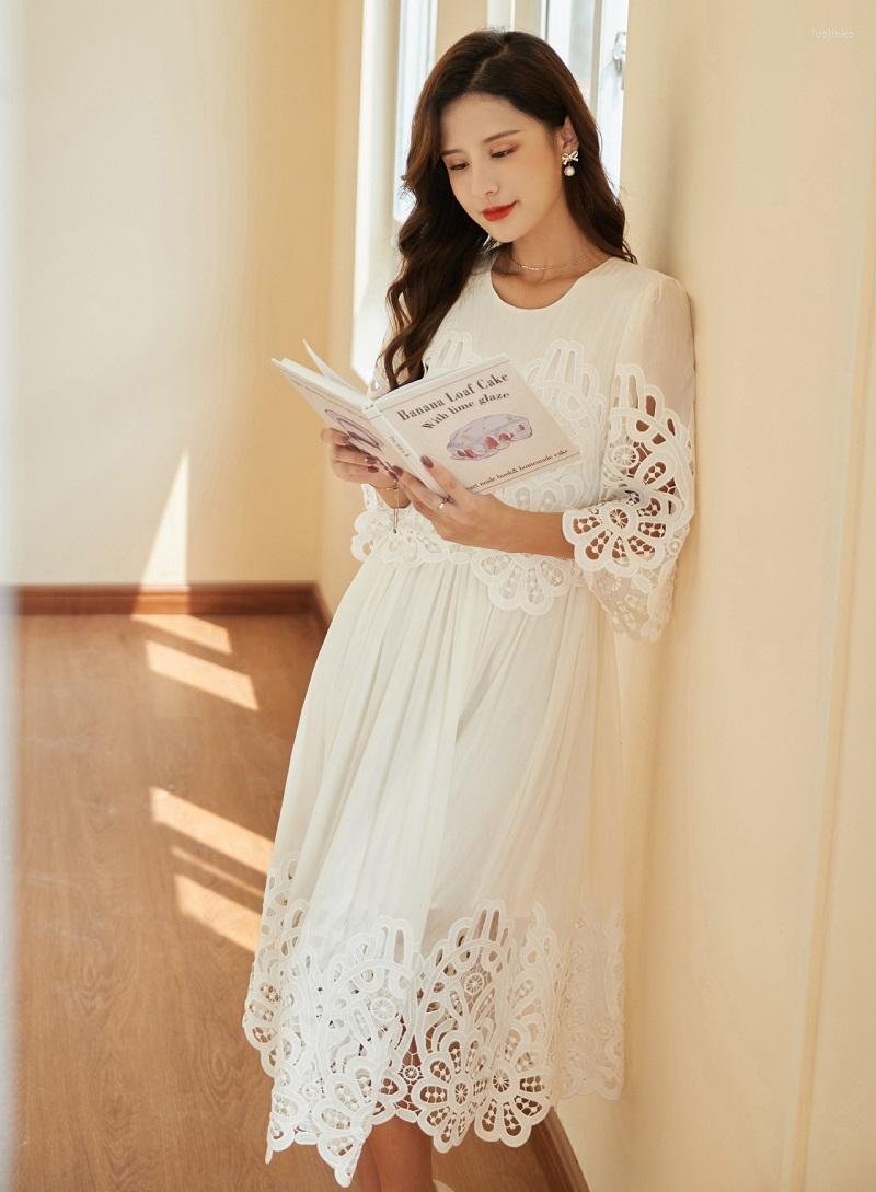 Casual Dresses Top Quality 2022 Spring Summer Dress Women Hollow Out Embroidery Half Sleeve Mid-Calf Length Silk Cotton WhiteCasual, As pic
Casual Dresses Top Quality 2022 Spring Summer Dress Women Hollow Out Embroidery Half Sleeve Mid-Calf Length Silk Cotton WhiteCasual, As pic