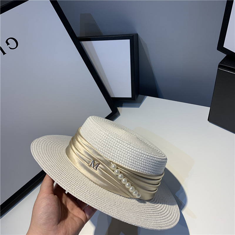Women Summer Solid Flat Hats Stylish Sunscreen Casual Beach Hat British Small Pearl Sun Caps, White
Women Summer Solid Flat Hats Stylish Sunscreen Casual Beach Hat British Small Pearl Sun Caps, White