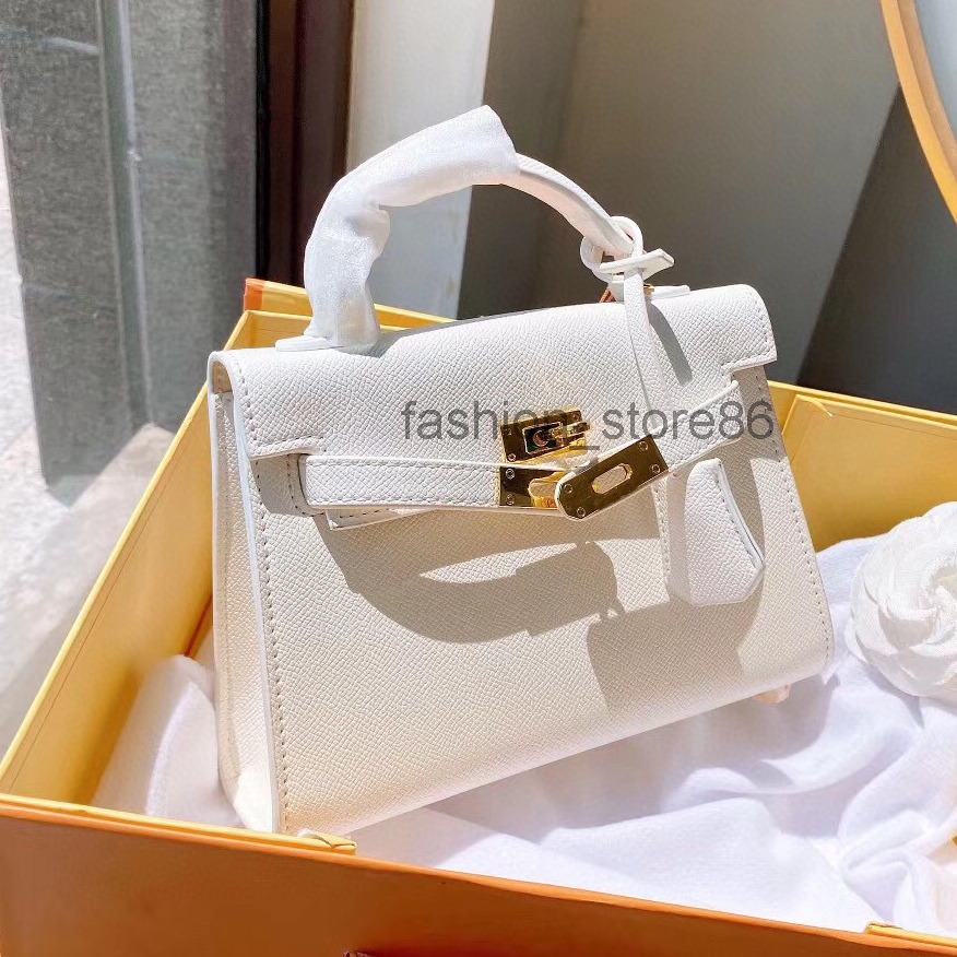 Yiweibags New Fashion Mini Womens Bag Real Leather Portable Cowhide Second Generation Kellies pure colour high-quality Single Shoulder
Yiweibags New Fashion Mini Womens Bag Real Leather Portable Cowhide Second Generation Kellies pure colour high-quality Single Shoulder