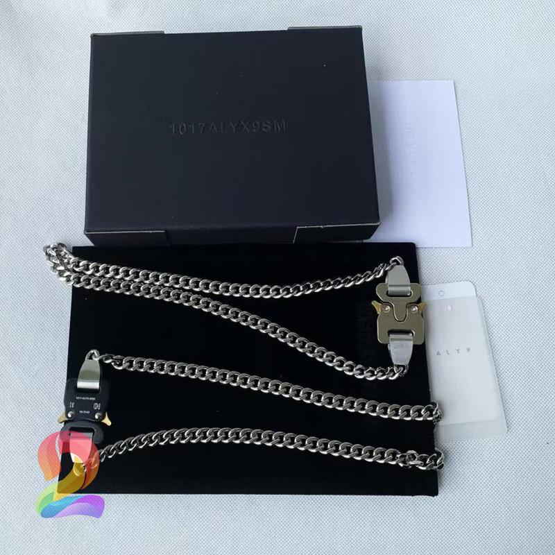 Chains 9SM Necklace High Quality Men Women Iconic Roller BuckleChains ChainsChains
Chains 9SM Necklace High Quality Men Women Iconic Roller BuckleChains ChainsChains