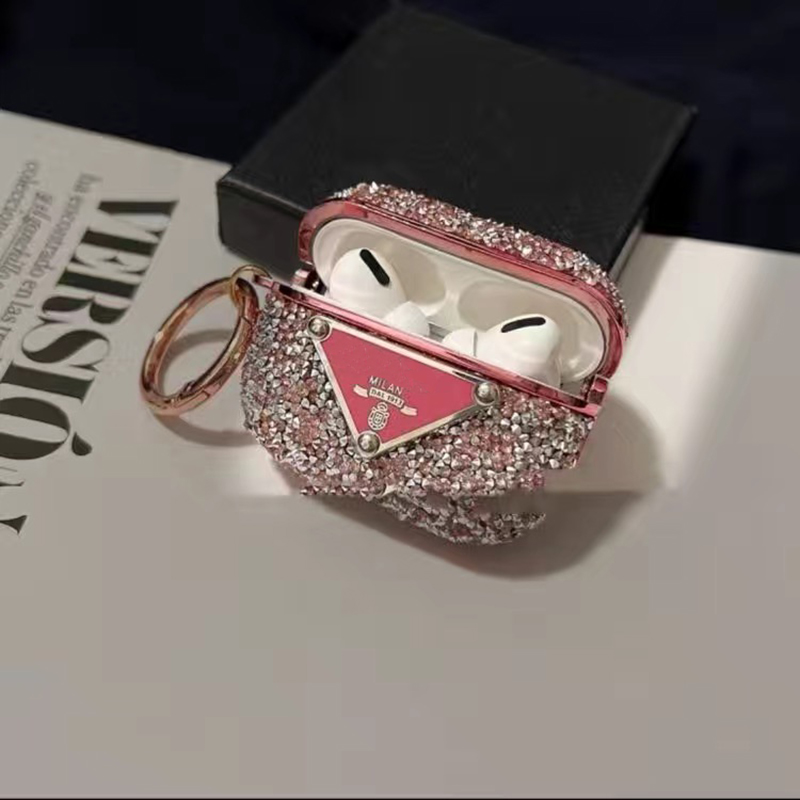 Luxury Designer Earphone Cases Glittering Trinagle Brand Letters Earphone Protector For Airpods 1/2 Pro With High Quality Cases
Luxury Designer Earphone Cases Glittering Trinagle Brand Letters Earphone Protector For Airpods 1/2 Pro With High Quality Cases