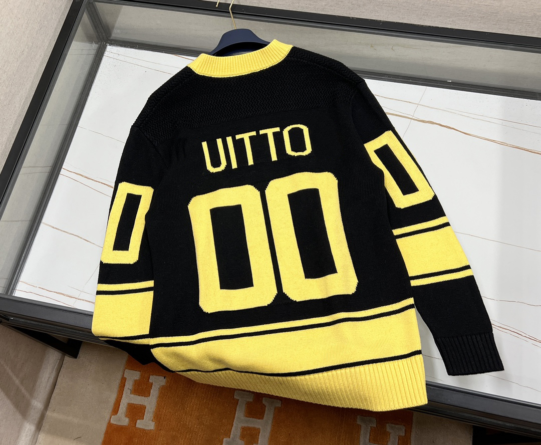 Autumn And Winter N… - image