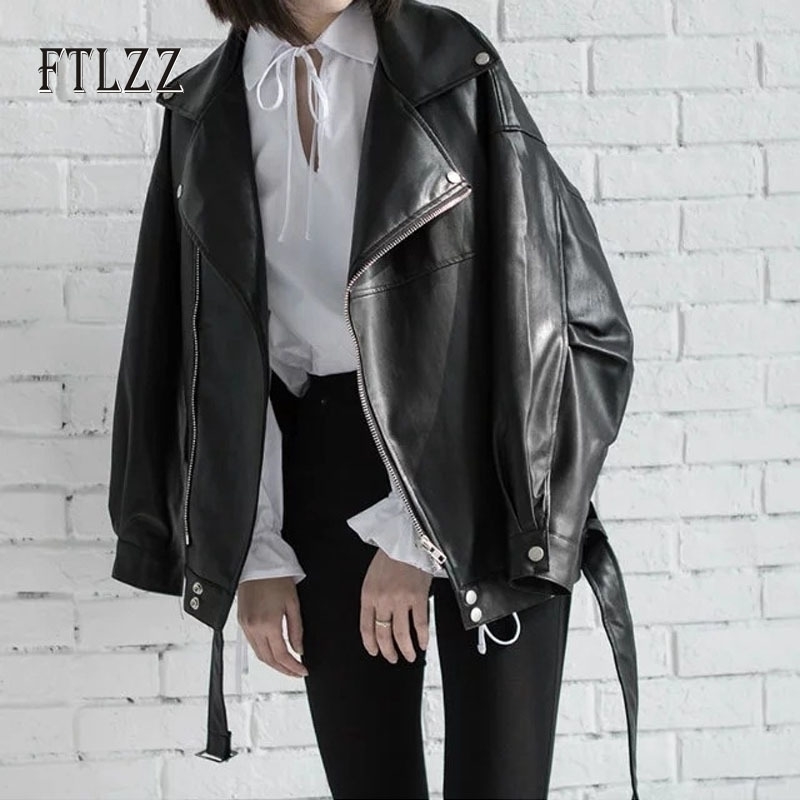 Ladies Leather Coat Spring Autumn Loose Moto Outwear Women With Belt Turn Down Collar Zipper Biker Leahter Jacket Femme 201030
Ladies Leather Coat Spring Autumn Loose Moto Outwear Women With Belt Turn Down Collar Zipper Biker Leahter Jacket Femme 201030