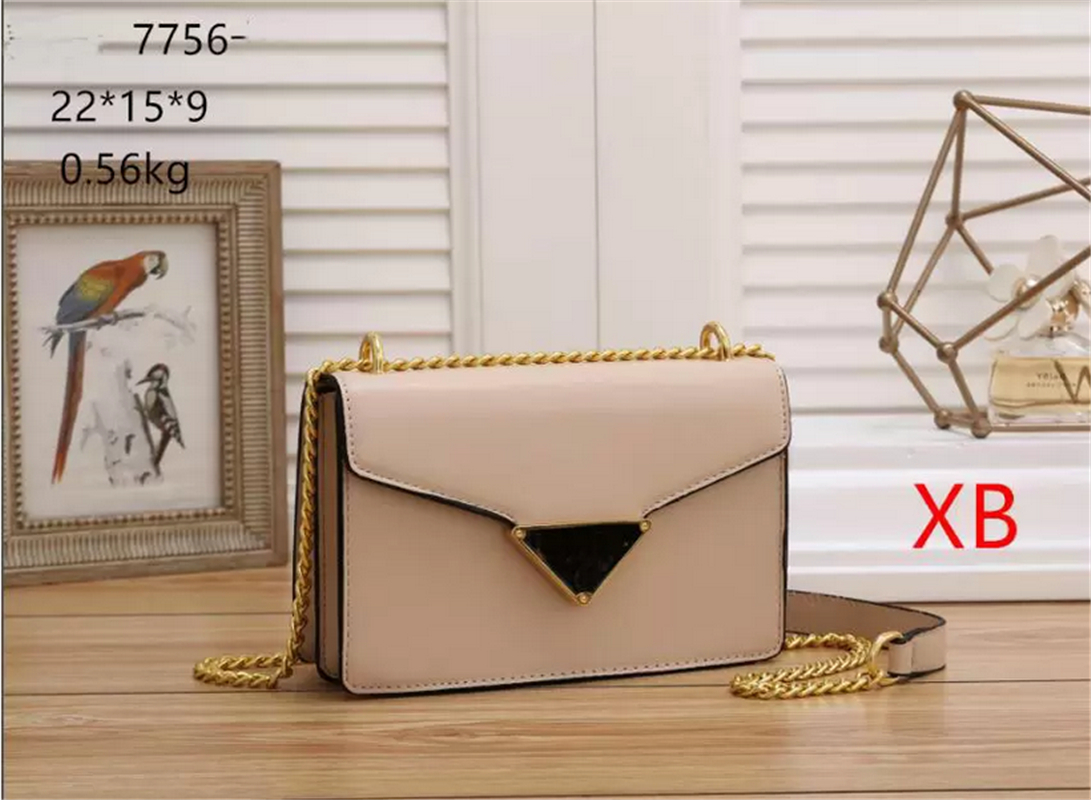 Summer Women Purse and Handbags 2022 New Fashion Casual Small Square Bags High Quality Unique Designer Shoulder Messenger Bags H0213
Summer Women Purse and Handbags 2022 New Fashion Casual Small Square Bags High Quality Unique Designer Shoulder Messenger Bags H0213