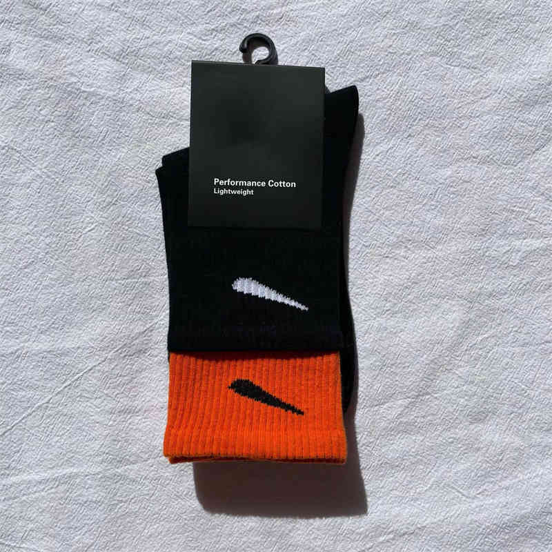 High Quality Socks Women Men Cotton All-match Classic Ankle Hook Breathable Stocking Black White Mixing Football Basketball Sports Sock VLGV
High Quality Socks Women Men Cotton All-match Classic Ankle Hook Breathable Stocking Black White Mixing Football Basketball Sports Sock VLGV