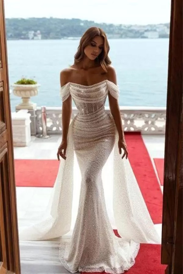 2022 Sparkling Sequins Mermaid Wedding Dresses Off The Shoulder Bridal Gown Beaded Ruffles Sweep Train Summer Beach Plus Size Vestido De Novia